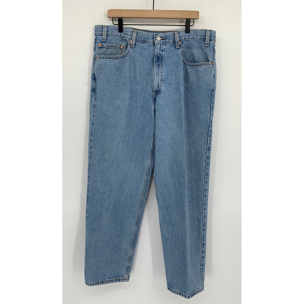 Vintage Levis 550 Jeans Mens 38x30 Blue Relaxed Fit Light Wash Denim Pants 90s
